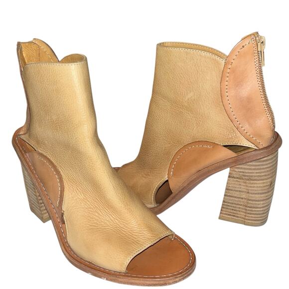Free People Shoes - Free People Phoenix Heel Boot – Size 37 (7) Washed Leather, Natural Open Toe
